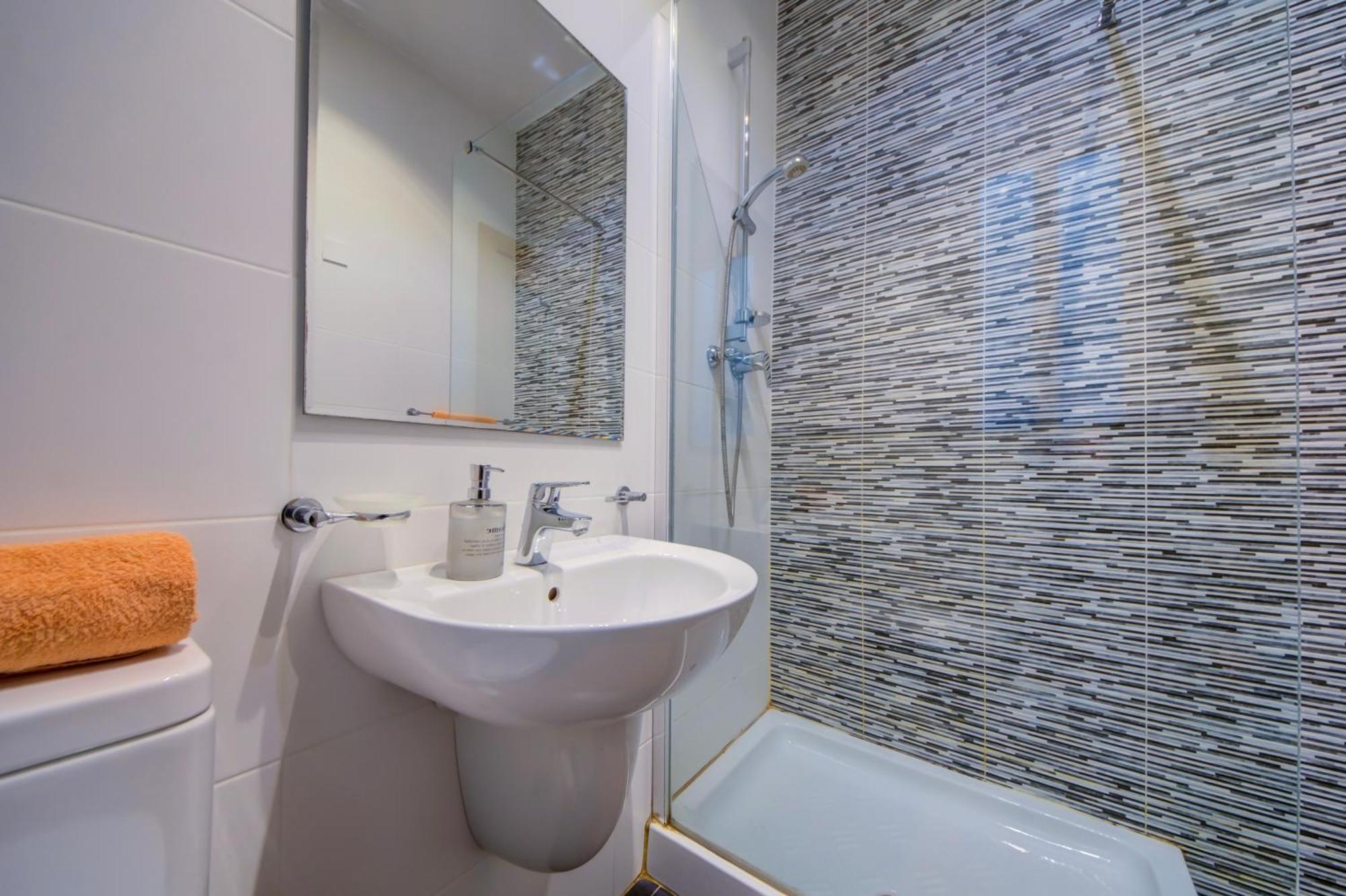 Stylish 2Br Apt With Balconies In St Julians, Paceville - Apt 6 By Vaganza Saint Julian's ภายนอก รูปภาพ