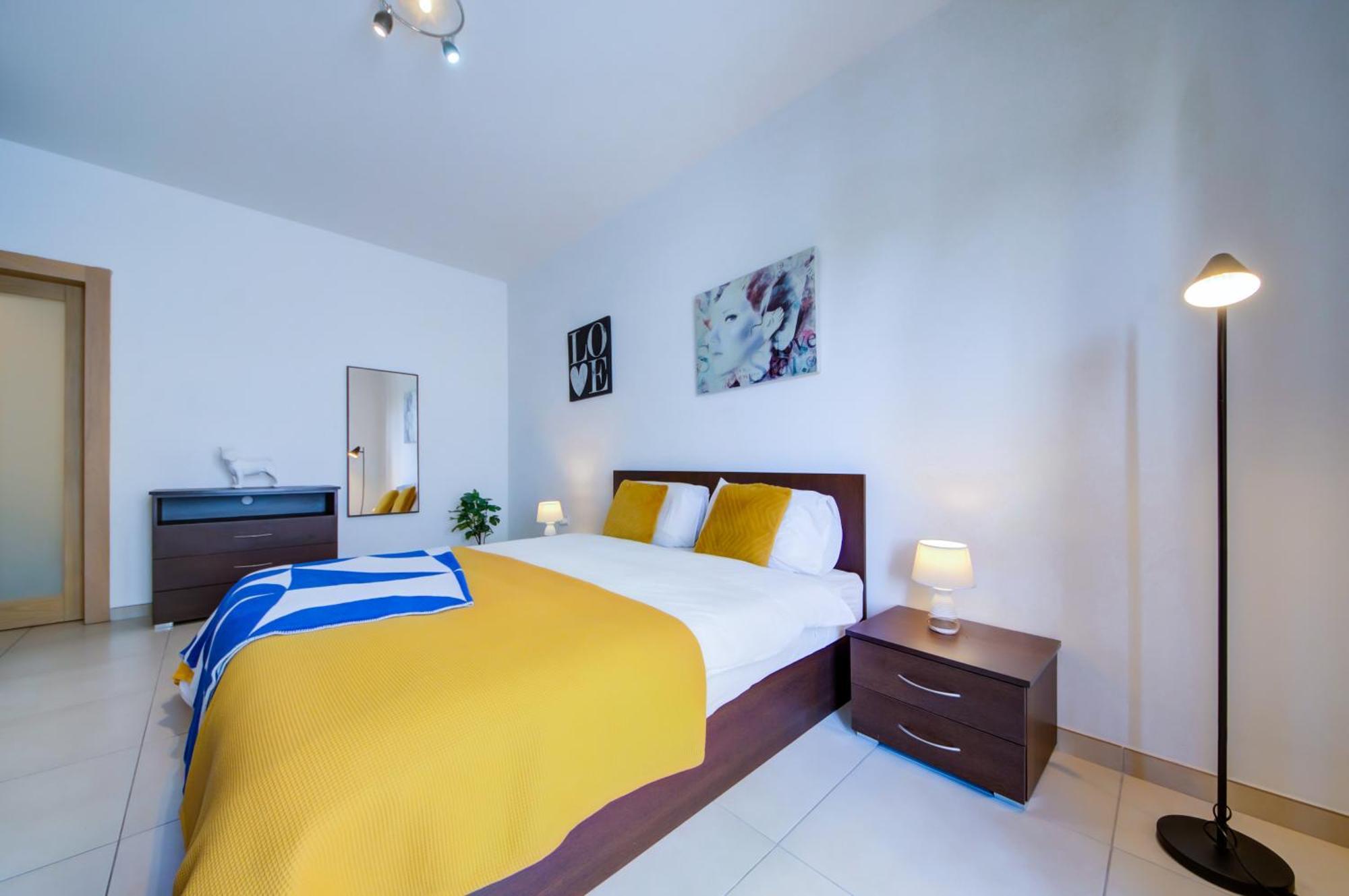 Stylish 2Br Apt With Balconies In St Julians, Paceville - Apt 6 By Vaganza Saint Julian's ภายนอก รูปภาพ