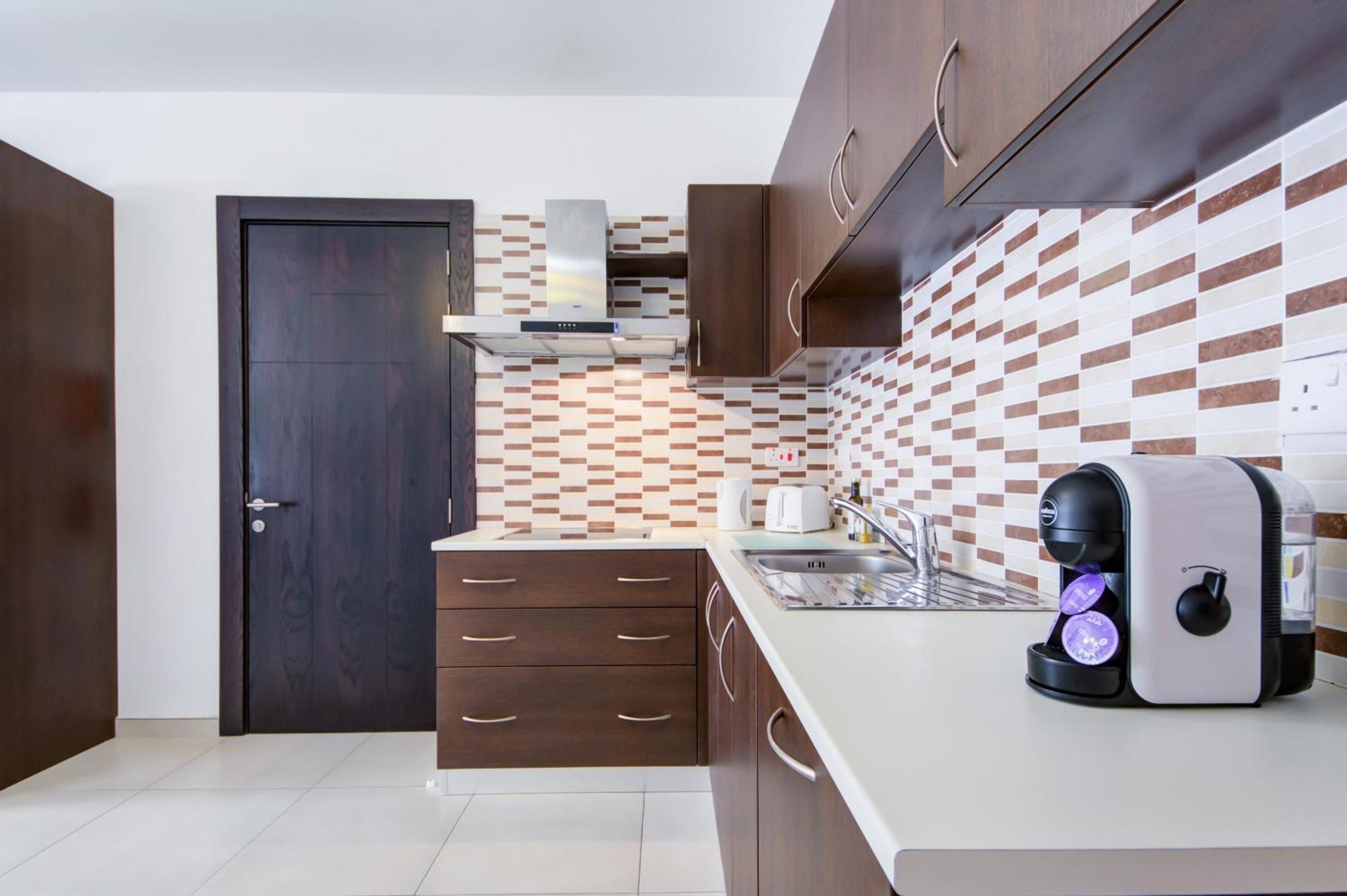 Stylish 2Br Apt With Balconies In St Julians, Paceville - Apt 6 By Vaganza Saint Julian's ภายนอก รูปภาพ