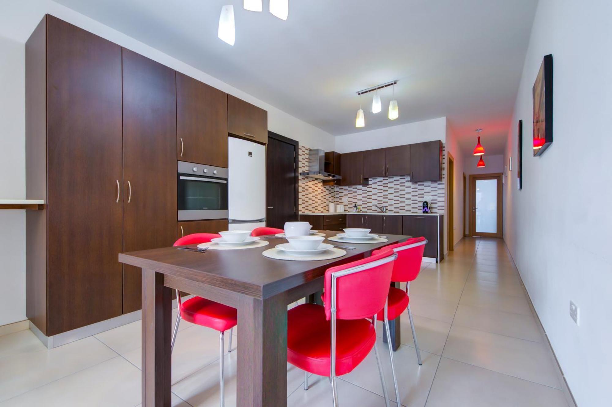 Stylish 2Br Apt With Balconies In St Julians, Paceville - Apt 6 By Vaganza Saint Julian's ภายนอก รูปภาพ